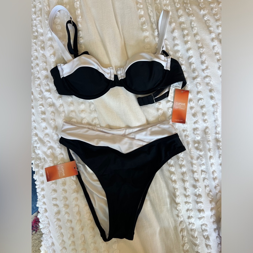 3 Brand New Cupshe Bikinis - image 2